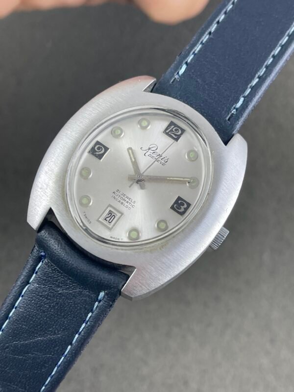 NOS CONDITION! VINTAGE RENIS SWISS AUTOMATIC WATCH - Image 3