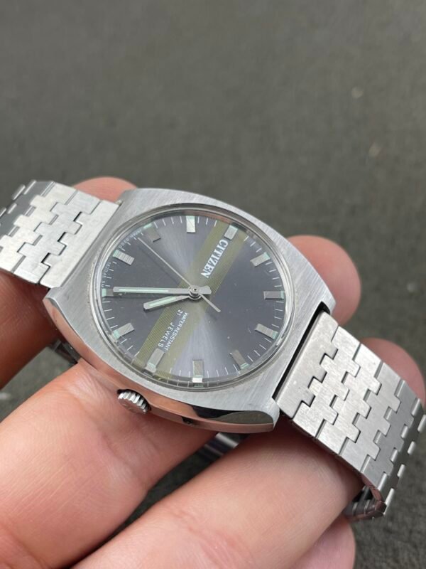 NOS CONDITION! VINTAGE CITIZEN WATCH MANUAL WIND MOVEMENT