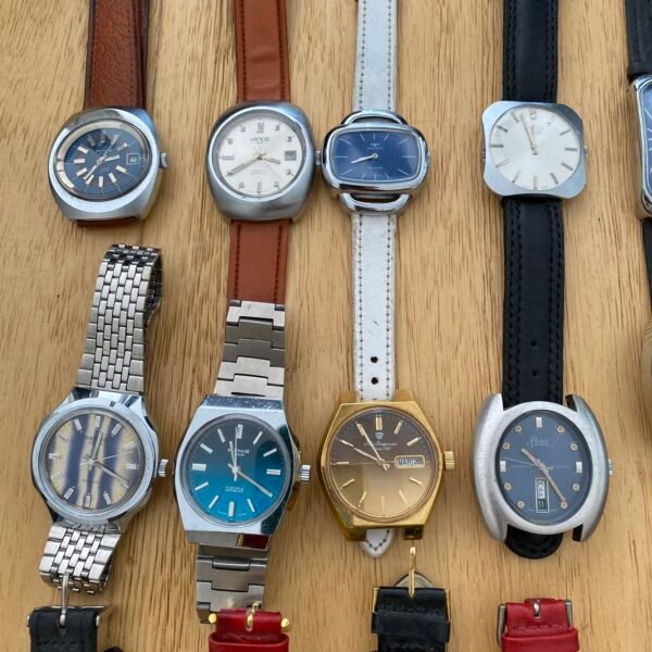 RELOJES SUIZOS "NEW OLD STOCK" DE LOS AÑOS 70s. AUTOMATICOS Y A CUERDA. PRECIO POR UNIDAD US170 - Image 2