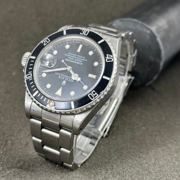 VINTAGE ROLEX SUBMARINER 16800 Matte Black dial cream patina FROM 1987 - Image 4