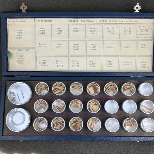 UNIVERSAL GENEVE UNISONIC CAL 52 WATCH PARTS - STEM- I HAVE MORE PART OF THIS CAL PLEASE ASK (Copy)