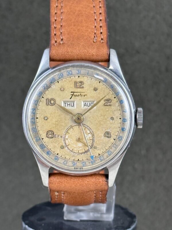 VINTAGE LEMANIA SWISS WATCH TRIPLE CALENDAR WATCH CAL 3300 HIGH GRADE  MOVEMENT - Image 3