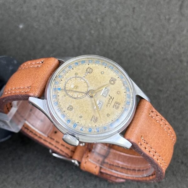 VINTAGE LEMANIA SWISS WATCH TRIPLE CALENDAR WATCH CAL 3300 HIGH GRADE  MOVEMENT - Image 5